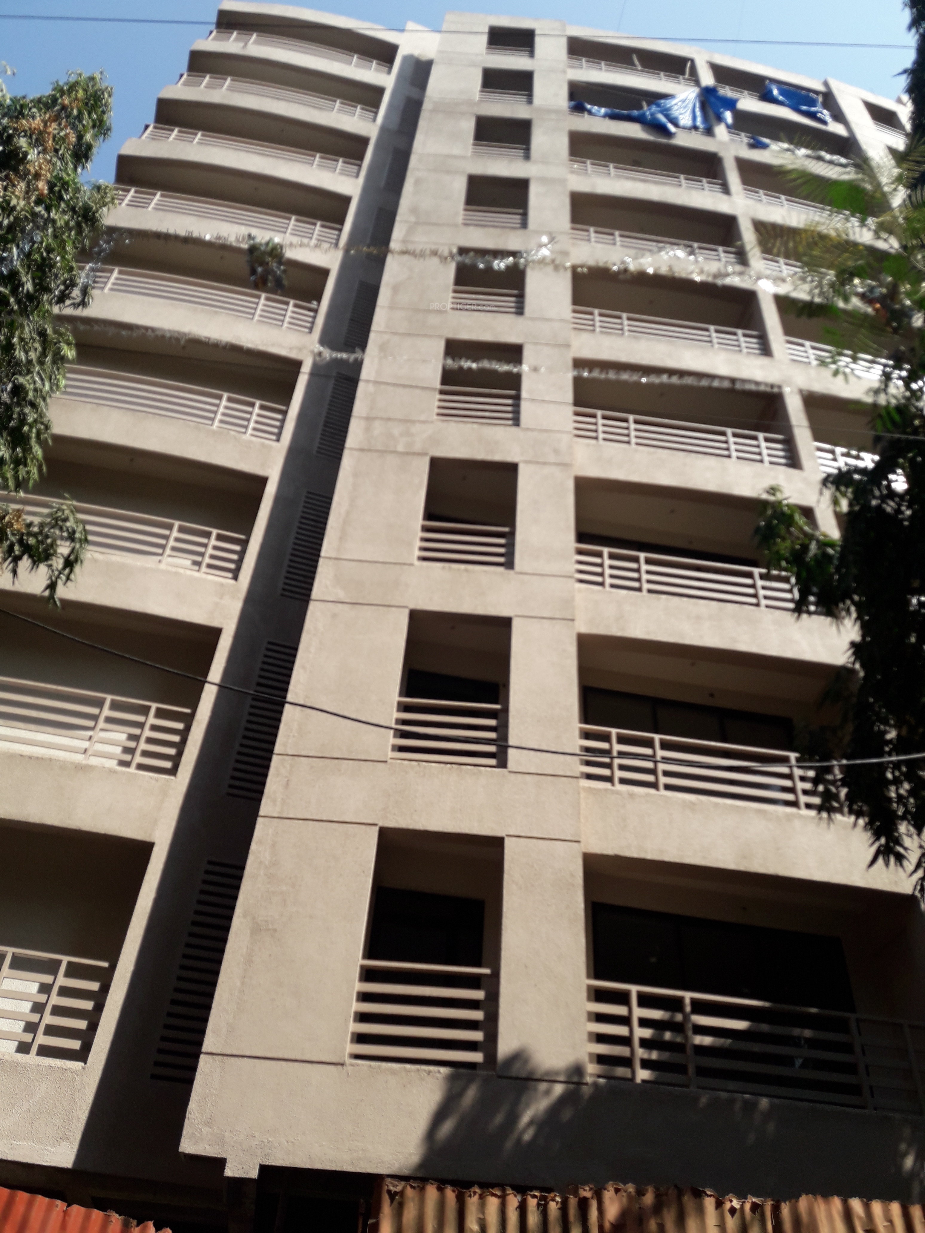 572 sq ft 2 BHK 2T Apartment for Sale in Jiraj Developer Hill View CHSL