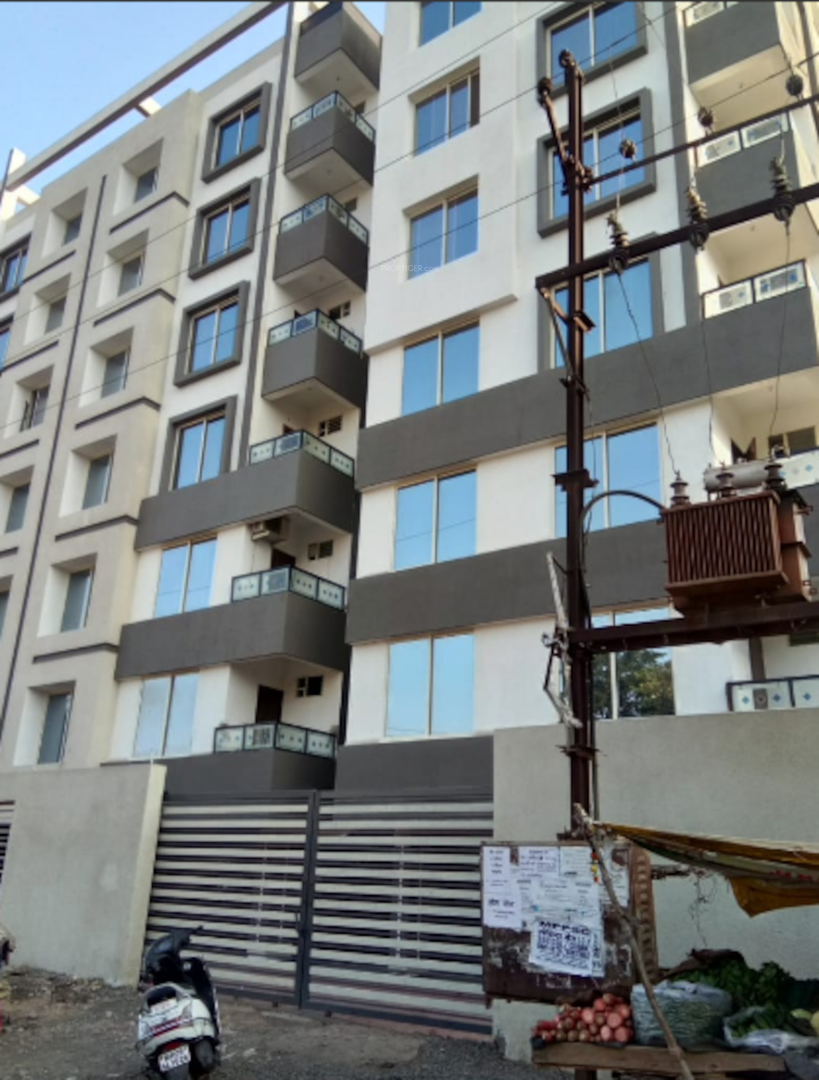 1356 sq ft 3 BHK 3T Apartment for Sale in Shree Balaji Constructions