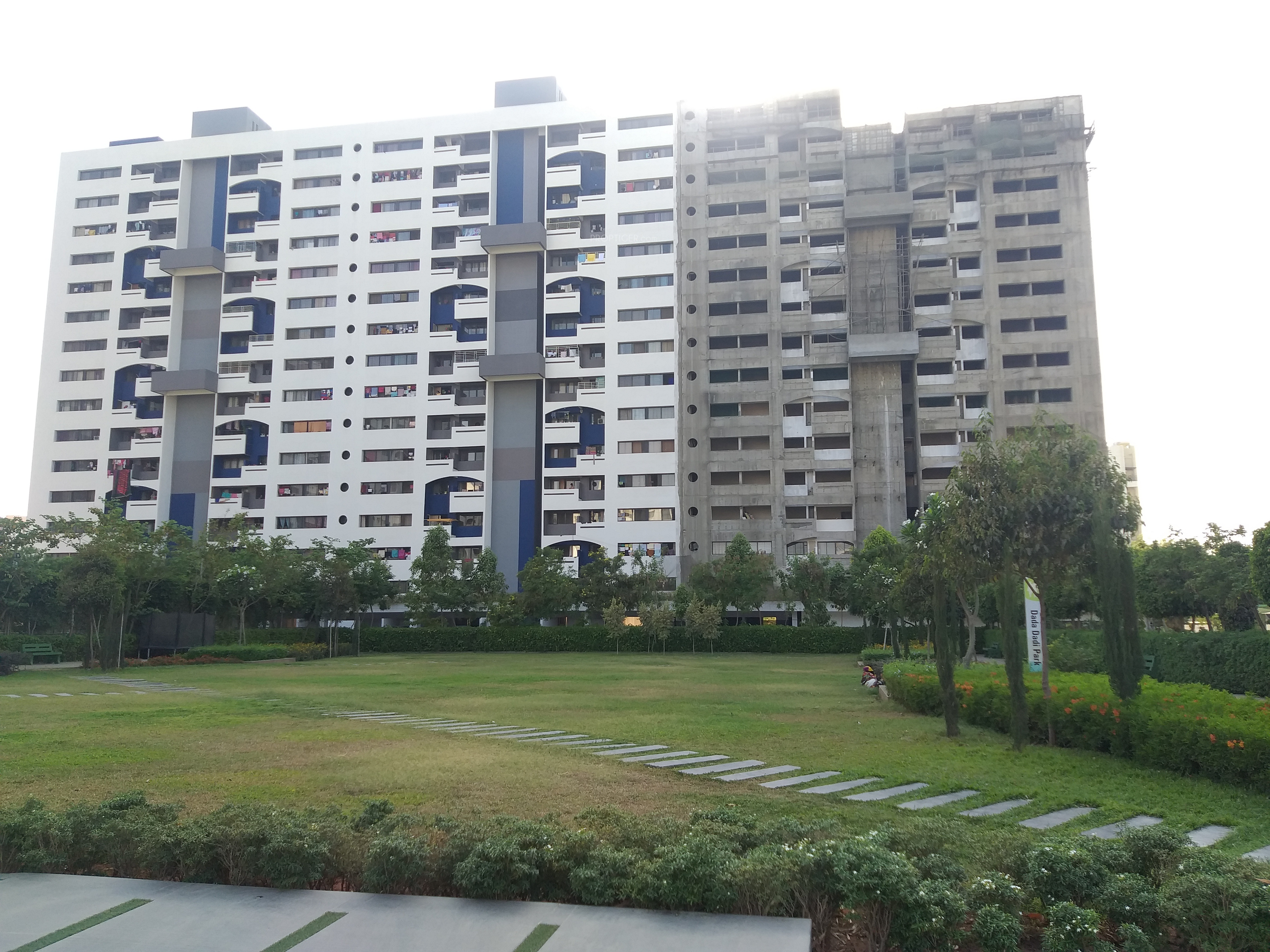Kumar Pebble Park Anand 3 A1 Core3 in Hadapsar, Pune Price, Location
