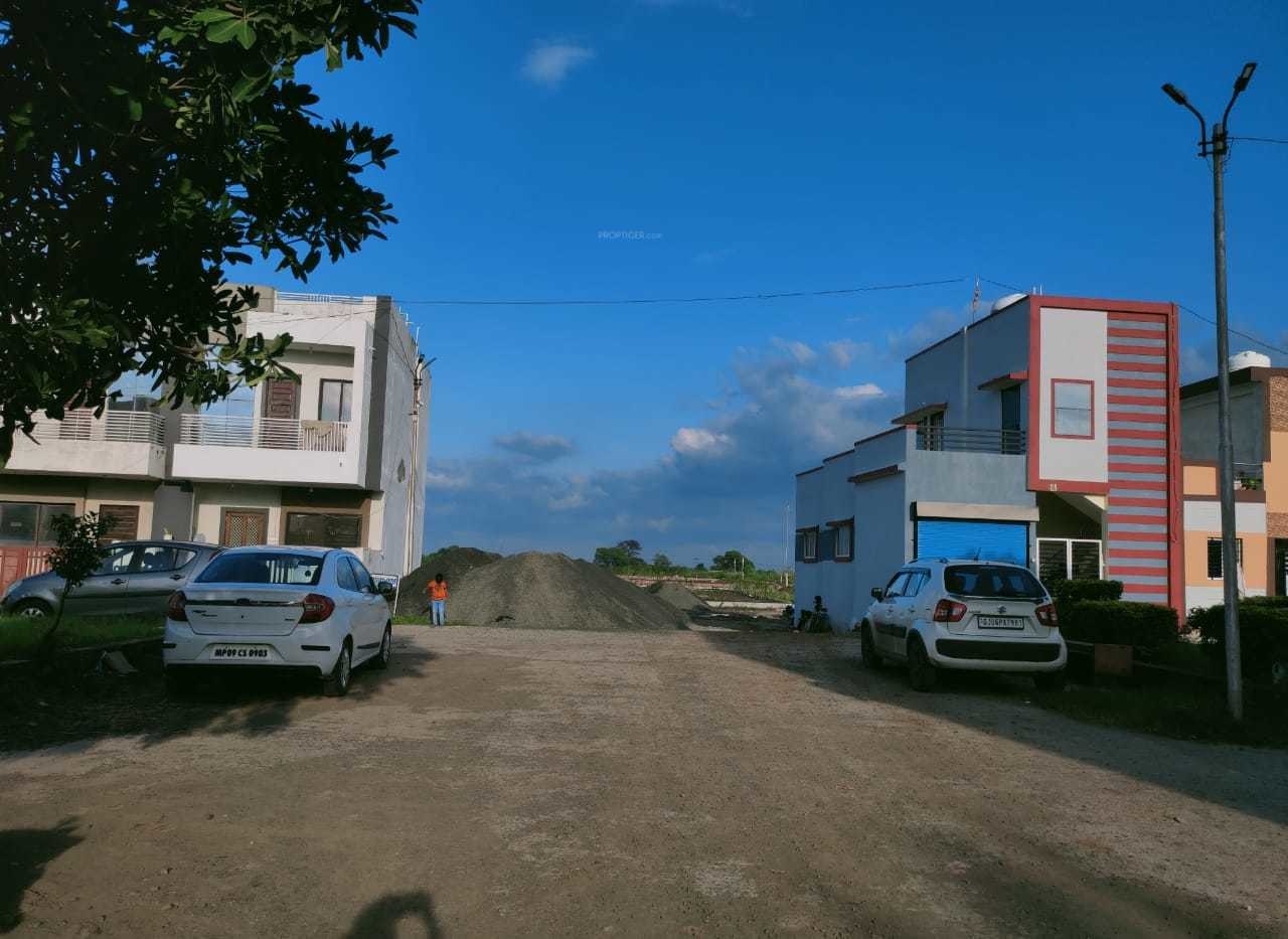 1800 sq ft Plot for Sale in Pumarth Infrastructure Bliss II Manglia Indore