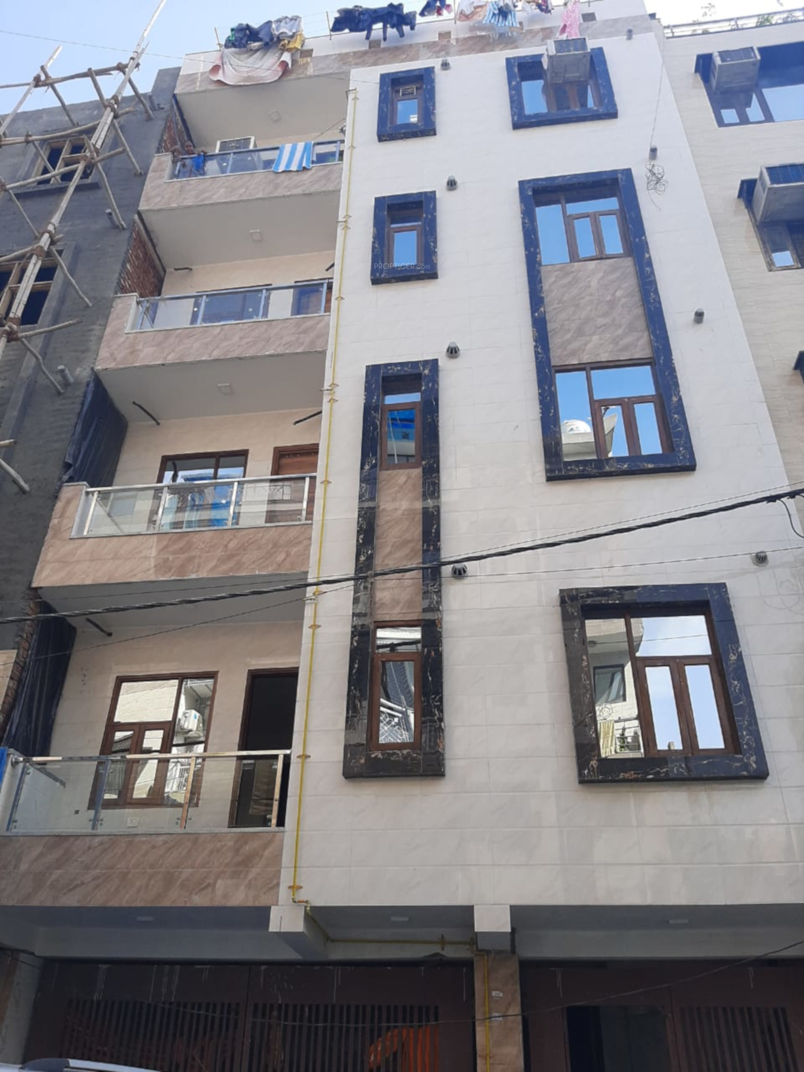 800 sq ft 3 BHK 3T Apartment for Sale in Milan Properties Homes 5