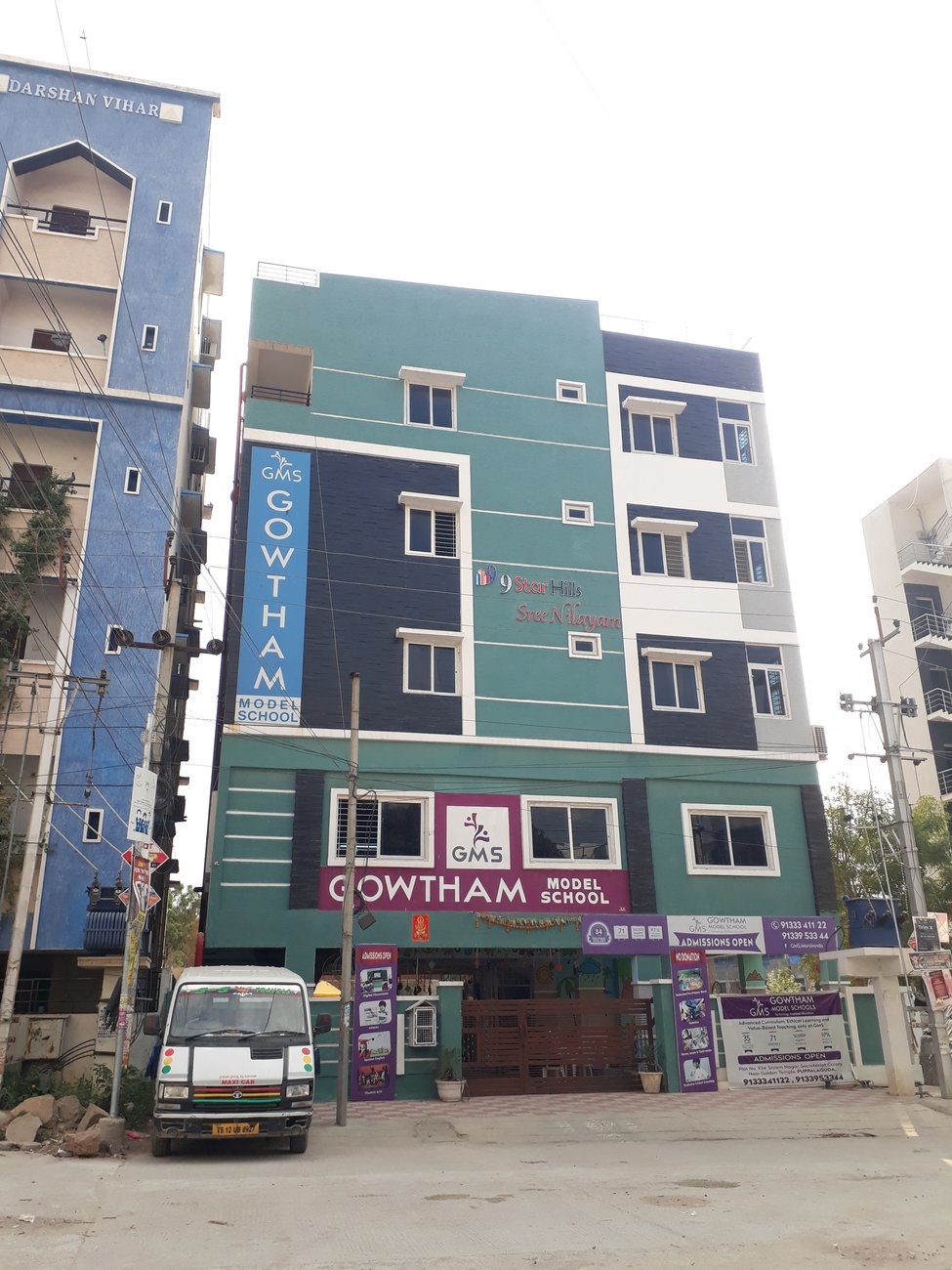 Sri Dhatri Sri Dhatri Sridhatri Tulip in Puppalaguda, Hyderabad Price