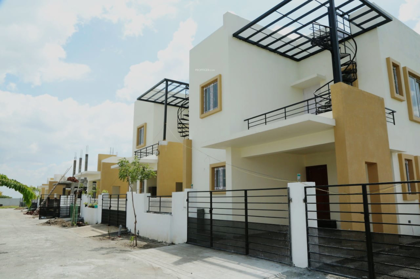 2000 sq ft 3 BHK 3T Villa for Sale in Greenfield Housing Ruby Lands