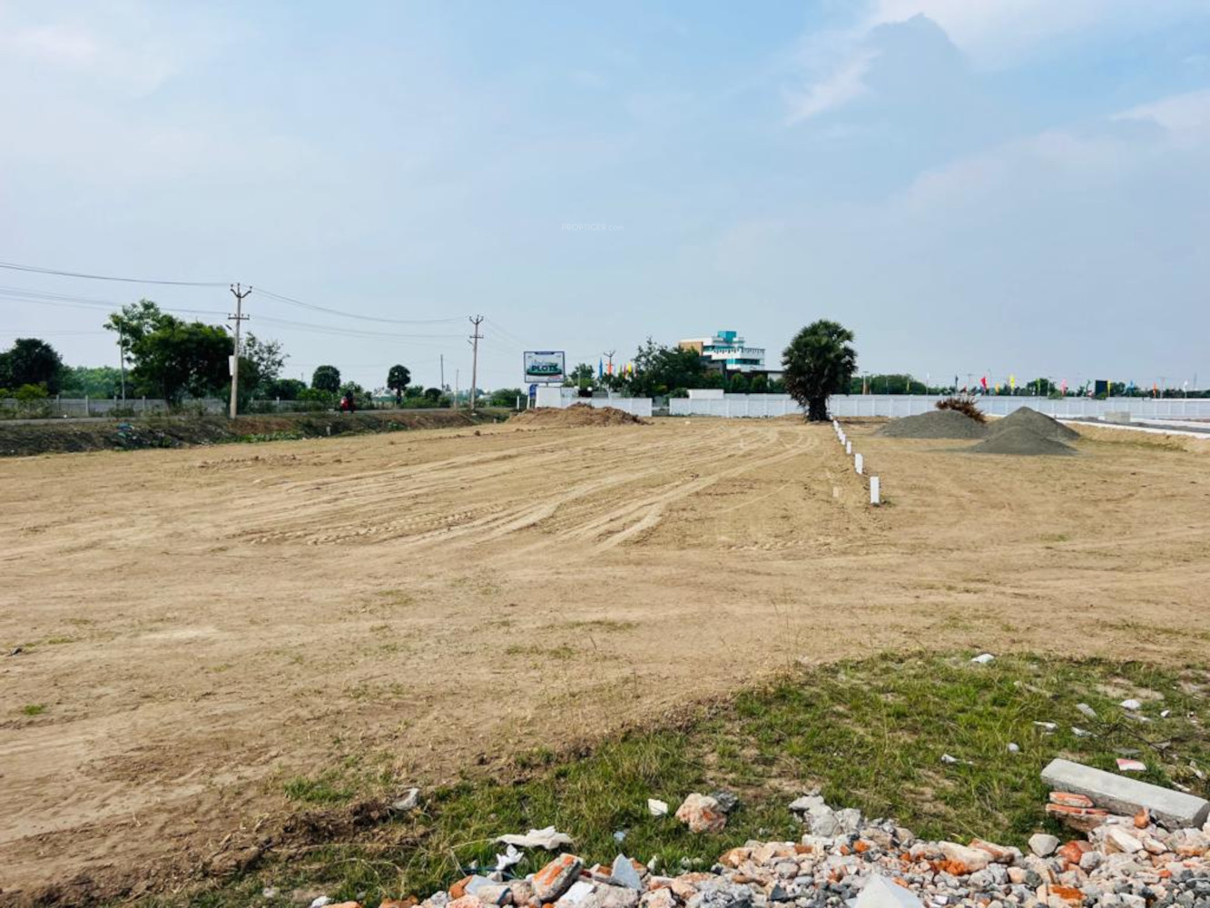 1400 sq ft Plot for Sale in Value Realitty Serasa Fortune Mannivakkam