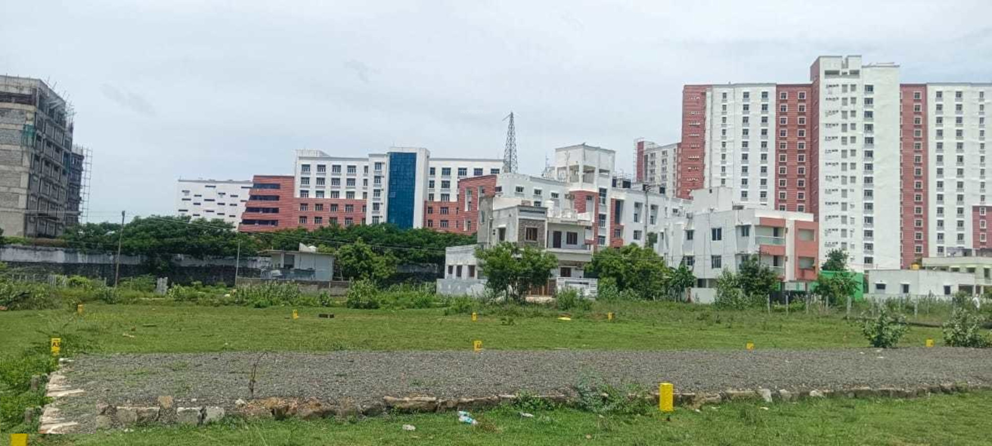 1359 sq ft Plot for Sale in Eagle Ventures Chennai VJ Avenue Moolacheri
