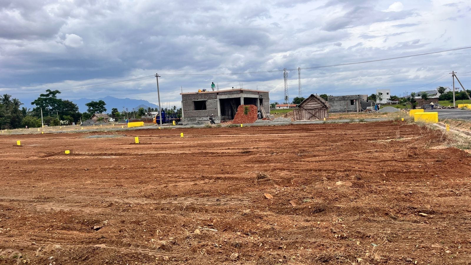 2175 sq ft Plot for Sale in C Kannan Thoothukudi Amman Nagar Annur