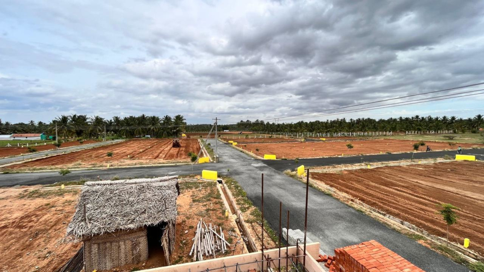 1737 sq ft 1, 2 BHK Plot for Sale in Sky Home Realtors Coimbatore Amman