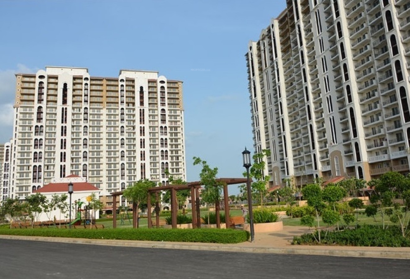 DLF Express Greens in Sector 1 Manesar, Gurgaon Price, Location Map