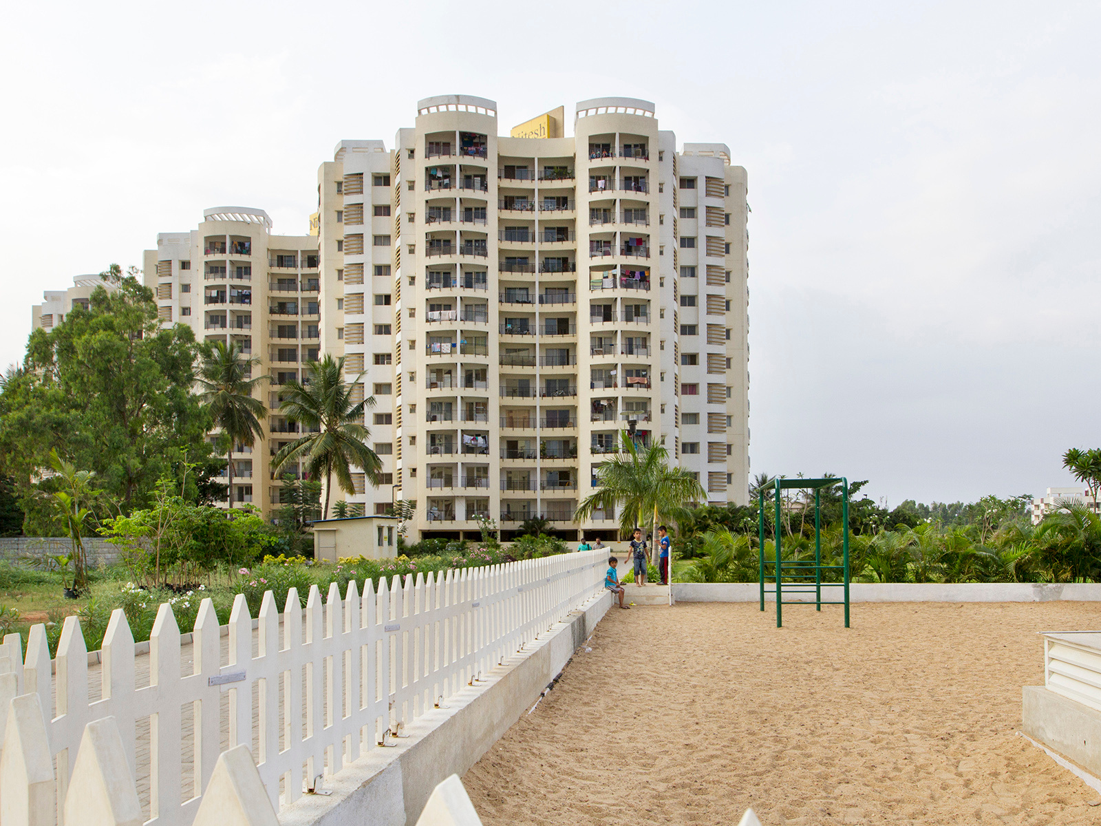 1683 sq ft 3 BHK 3T Apartment for Sale in Nitesh Estates Flushing