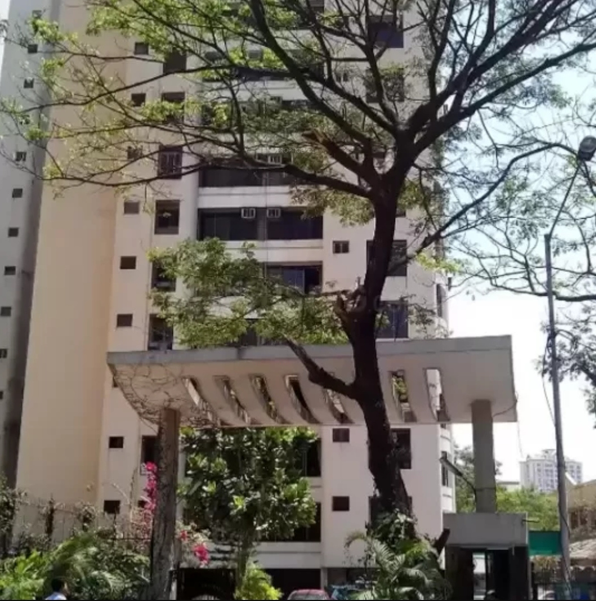 1100 sq ft 2 BHK 2T Apartment for Sale in Rustomjee Constructions