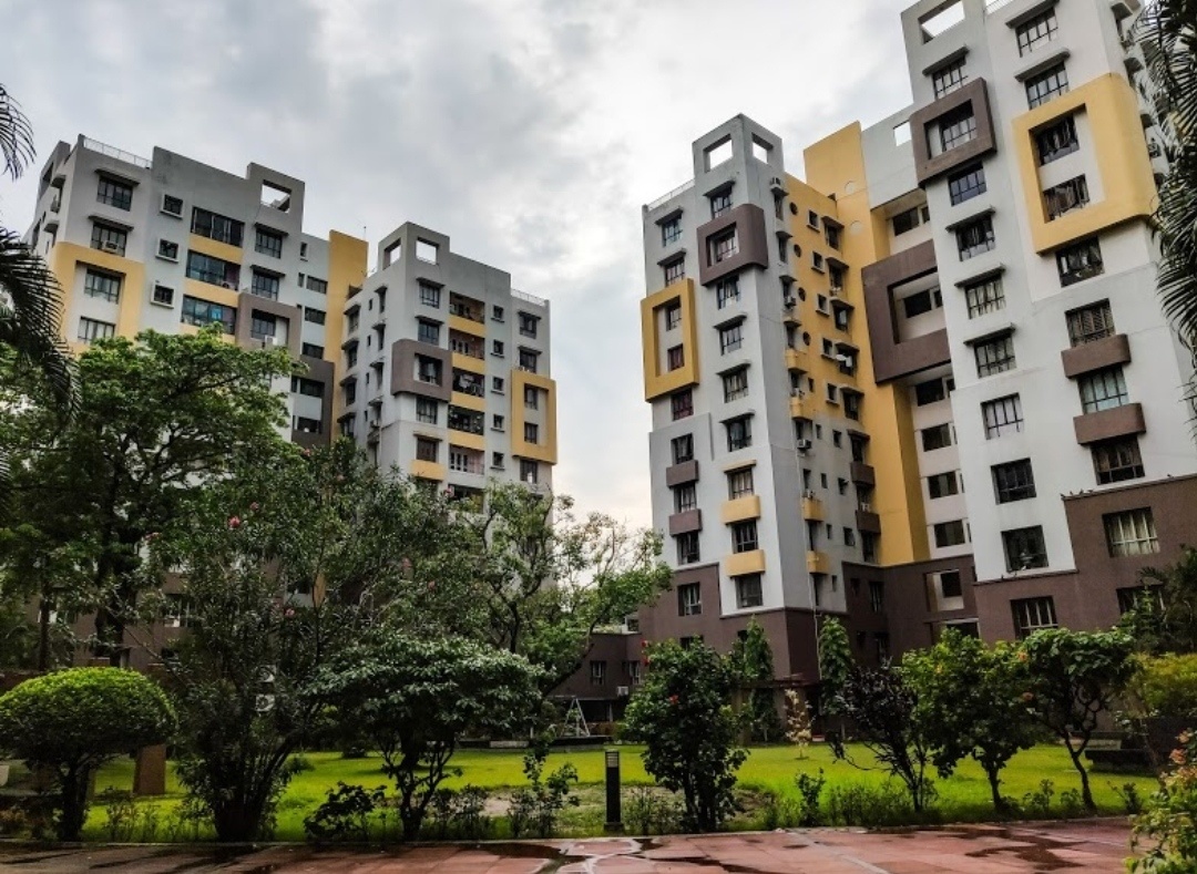 1600 sq ft 3 BHK 3T Apartment for Sale in Ekta World Ekta Heights Jadavpur Kolkata
