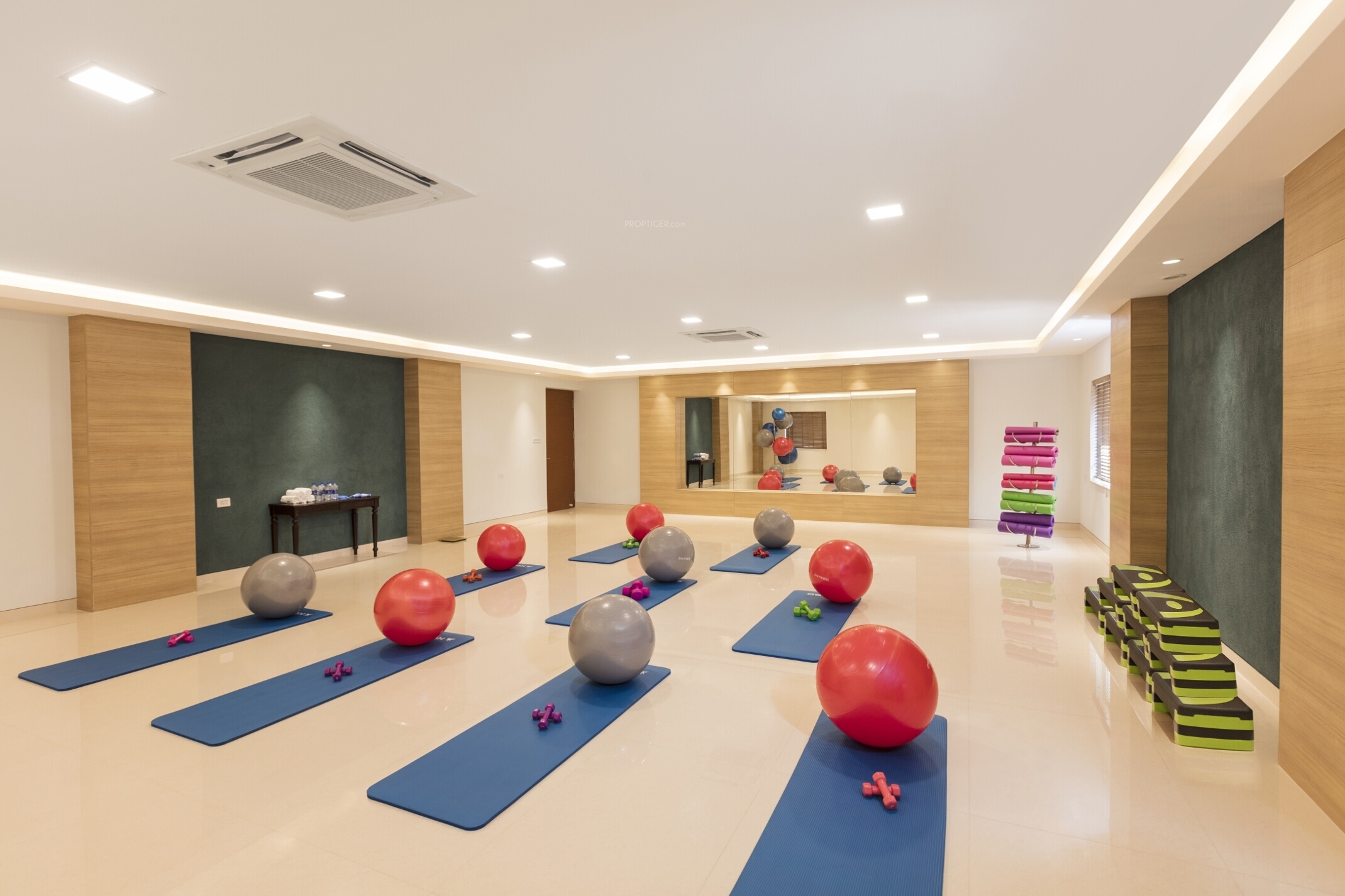 1552 sq ft 3 BHK 3T Apartment for Sale in Appaswamy Real Estates The