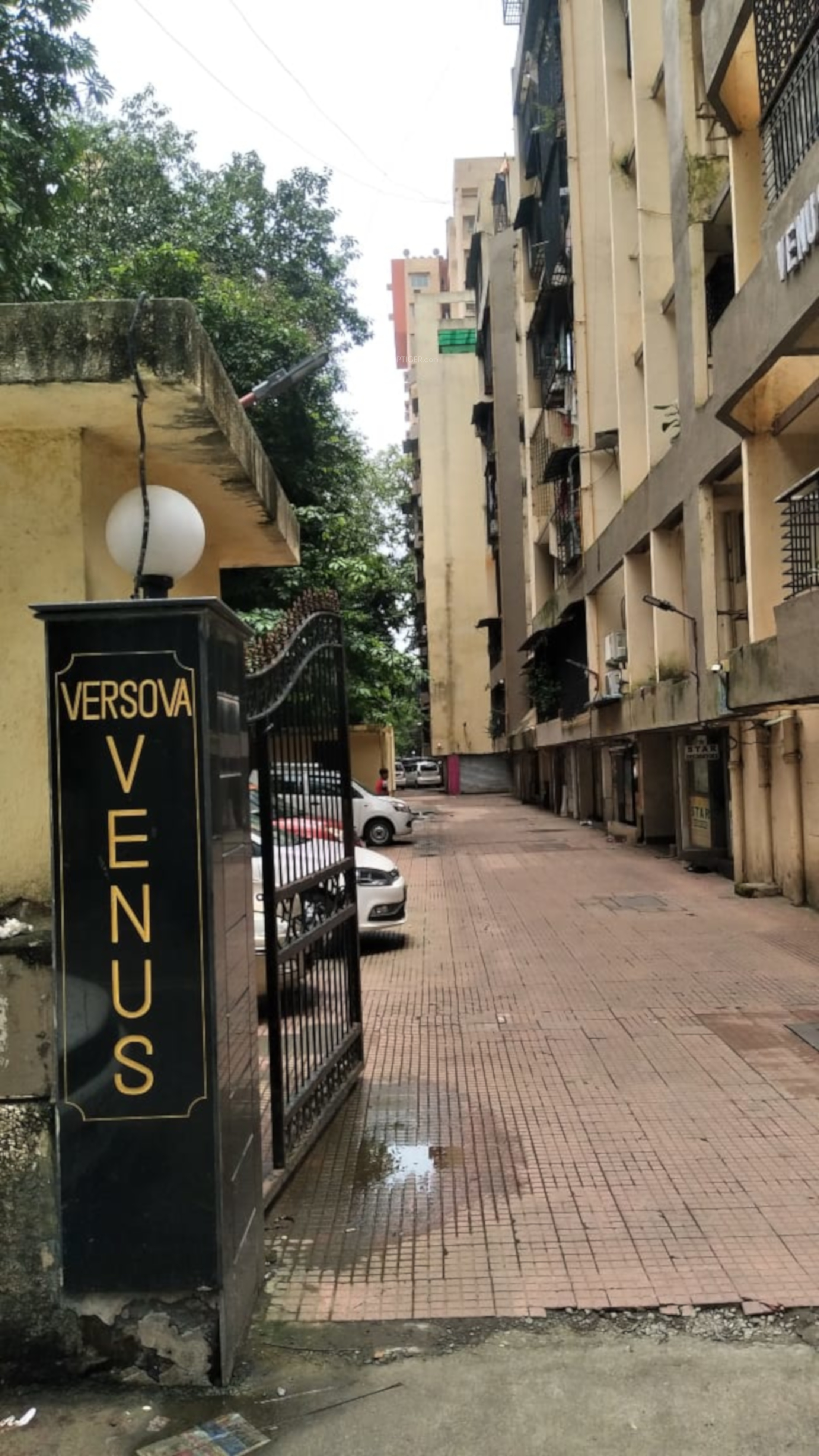 KN Venus Apartment in Andheri West, Mumbai Price, Location Map, Floor Plan & Reviews