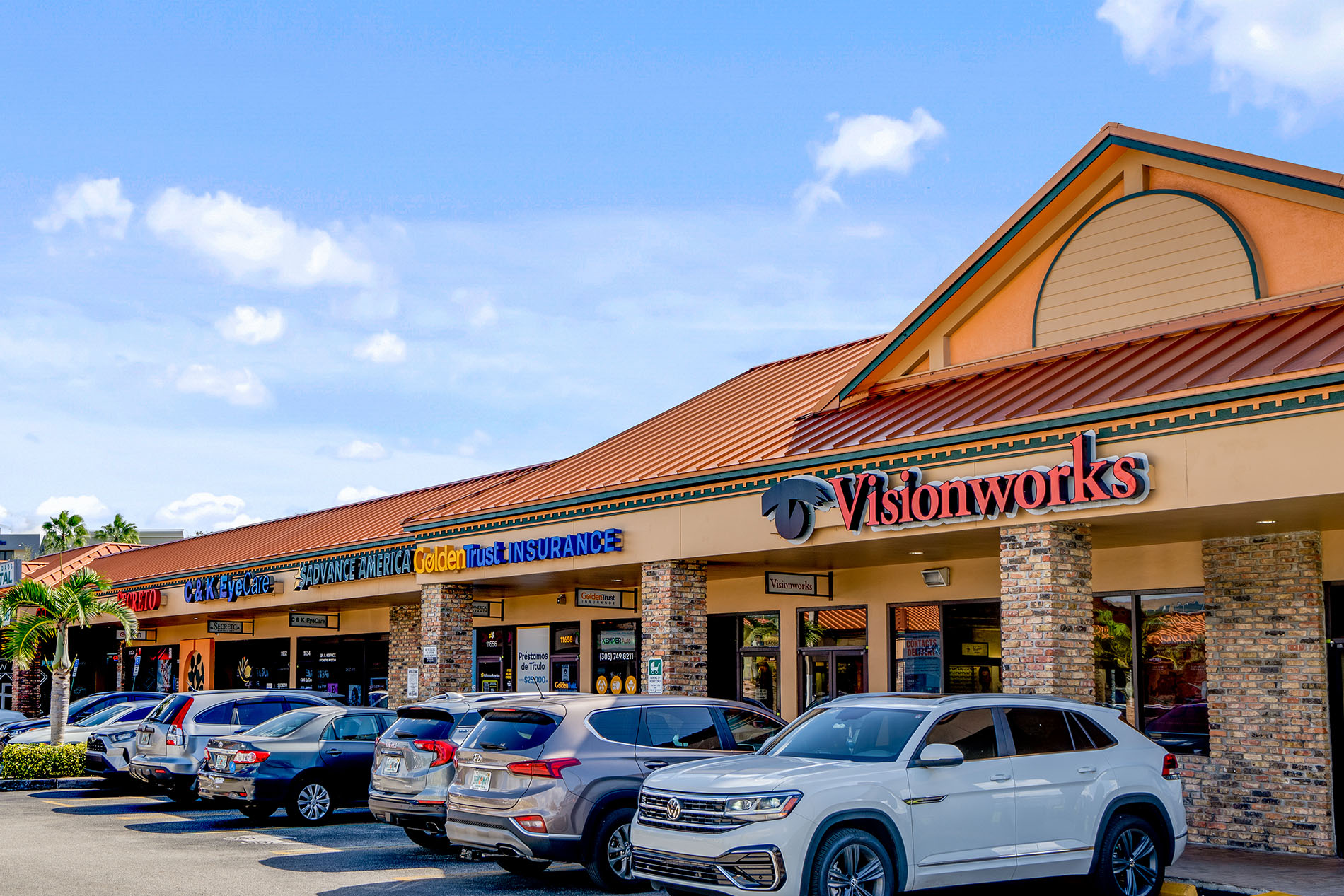 Crossroads Shopping Center Investment Management Associates