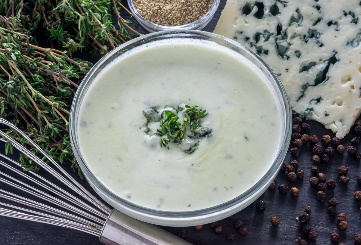 Salsa roquefort, cómo hacerla fácil paso a paso