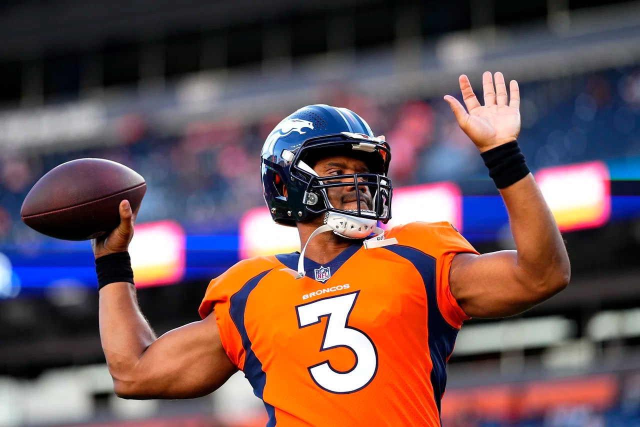 Despite Russell Wilson’s Pocket Success, Arthur Smith Wants to Take Advantage of Steelers QBs With Changing Launch Points