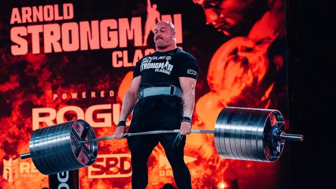 “Gonna Crush That Record”: Fans React as World’s Strongest Man Aims to Create World Record Lift at Upcoming Strongman Event