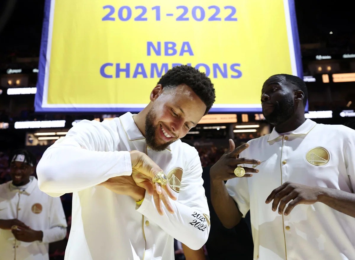 Stephen Curry’s Warriors Steal the Show as 2022 NBA Championship Rings