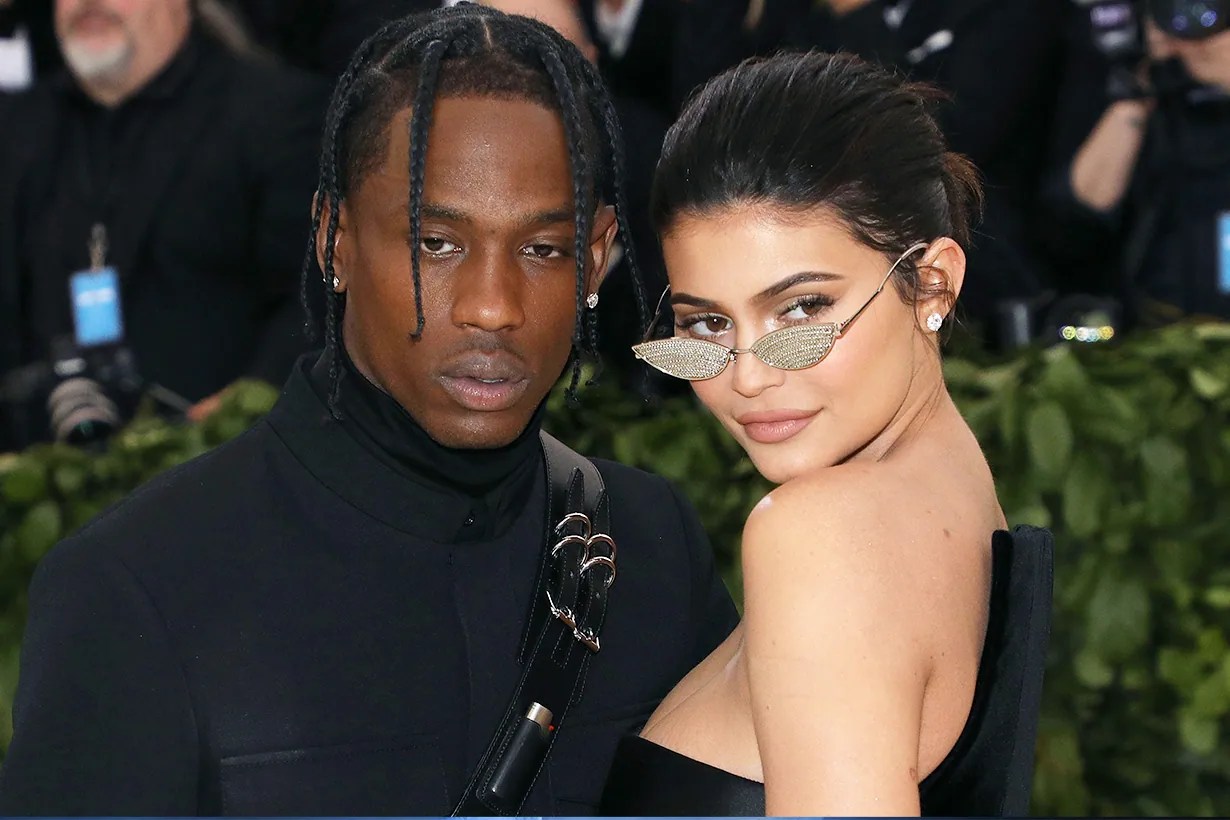 Kylie Jenner、Travis Scott 全裸登上《Playboy》封面！尺度究竟會有多大膽呢？ POPBEE