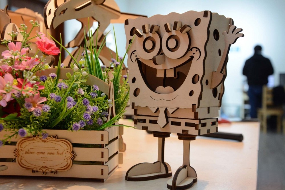 Wooden Spongebob Model DesignFind