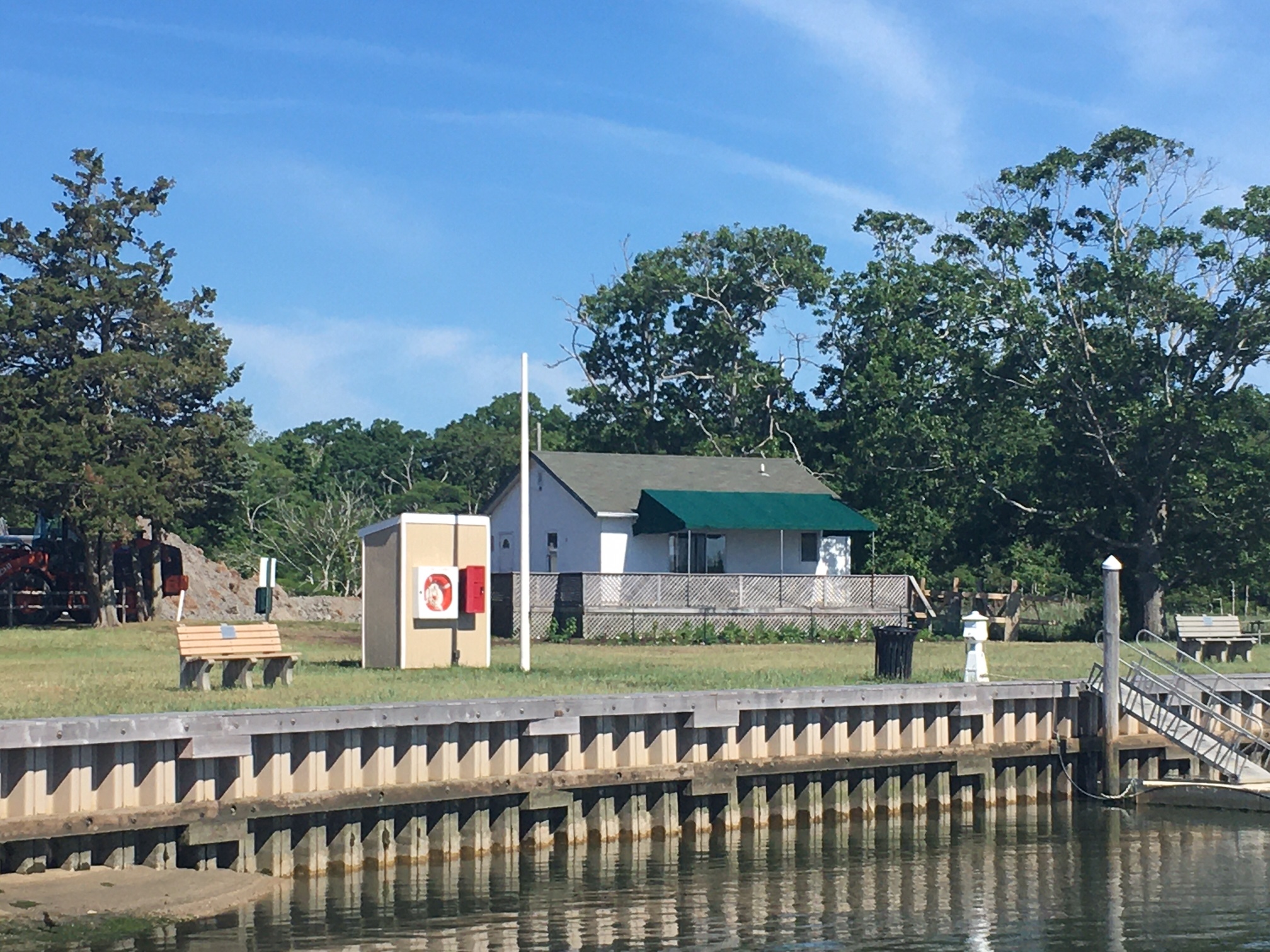 Neighbors Rebuke Bay Avenue Blight 27 East
