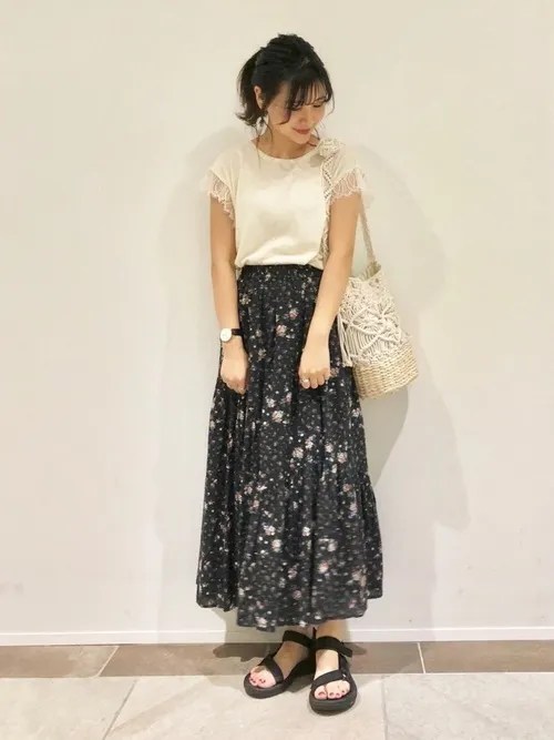 骨格ウェーブさんにおすすめの夏コーデ♪フェミニンスタイルが 4yuuu!