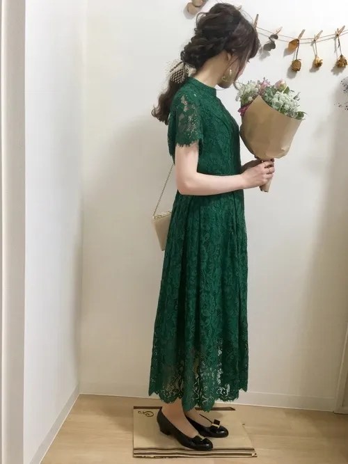 【夏編】結婚式の二次会コーデ。ワンピースがおしゃれ？トレンド解説 4yuuu!