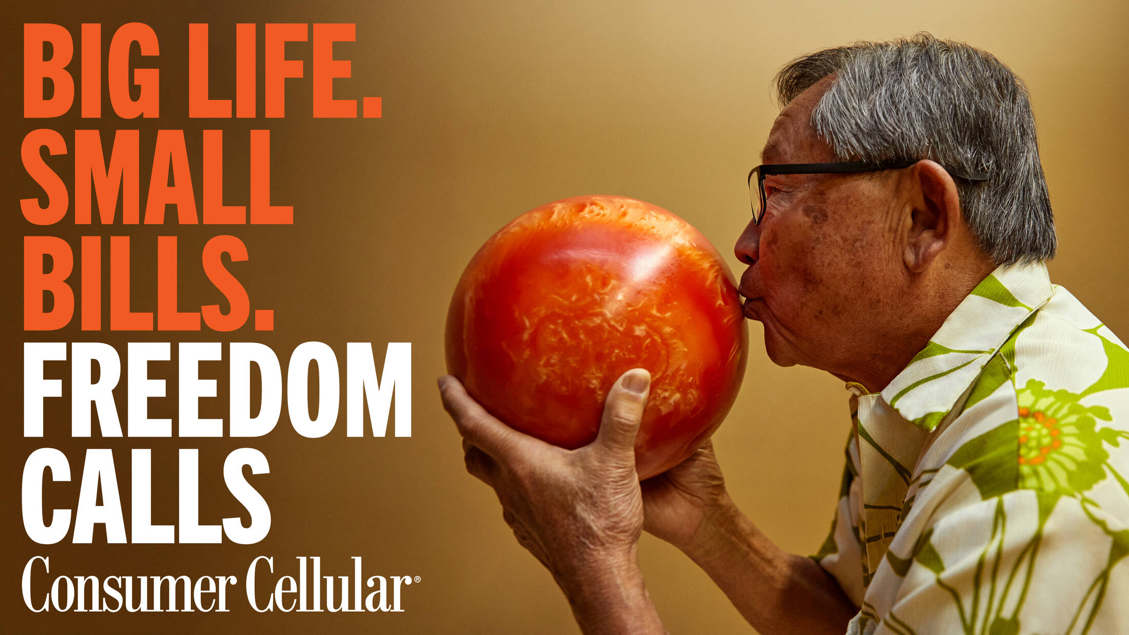 Consumer Cellular: Freedom Calls • Ads of the World™ | Part of The Clio