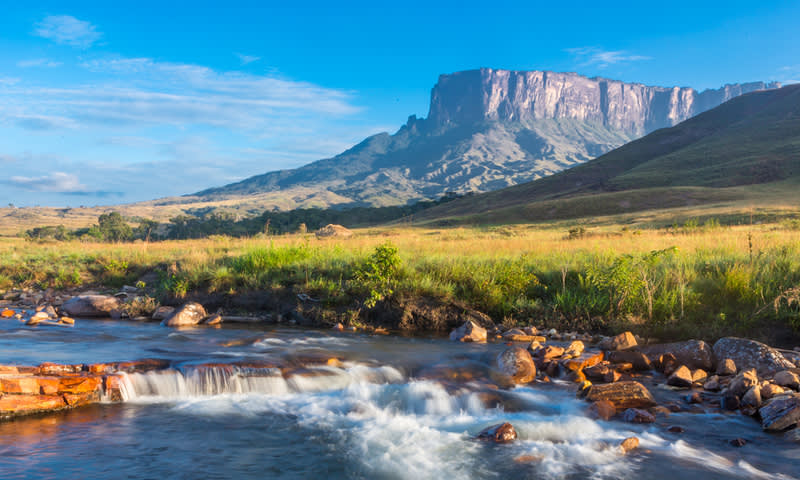 Destinasi Dengan Pemandangan Alam Terindah Di Dunia Yang Wajib Dikunjungi - Cermati.com 480_X_800_jpg