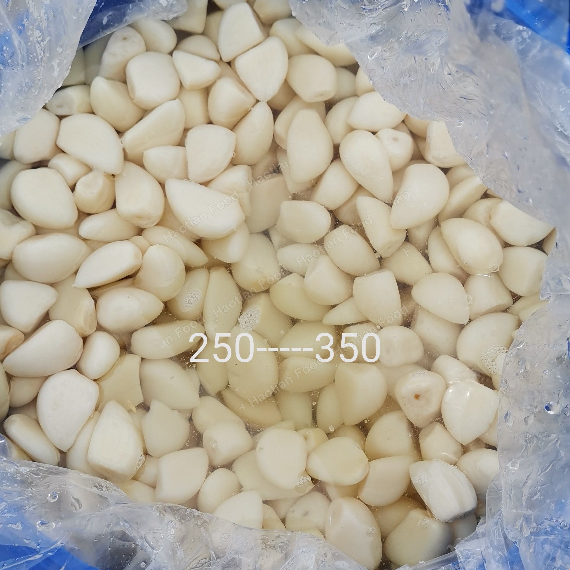 Garlic in brine Cloves