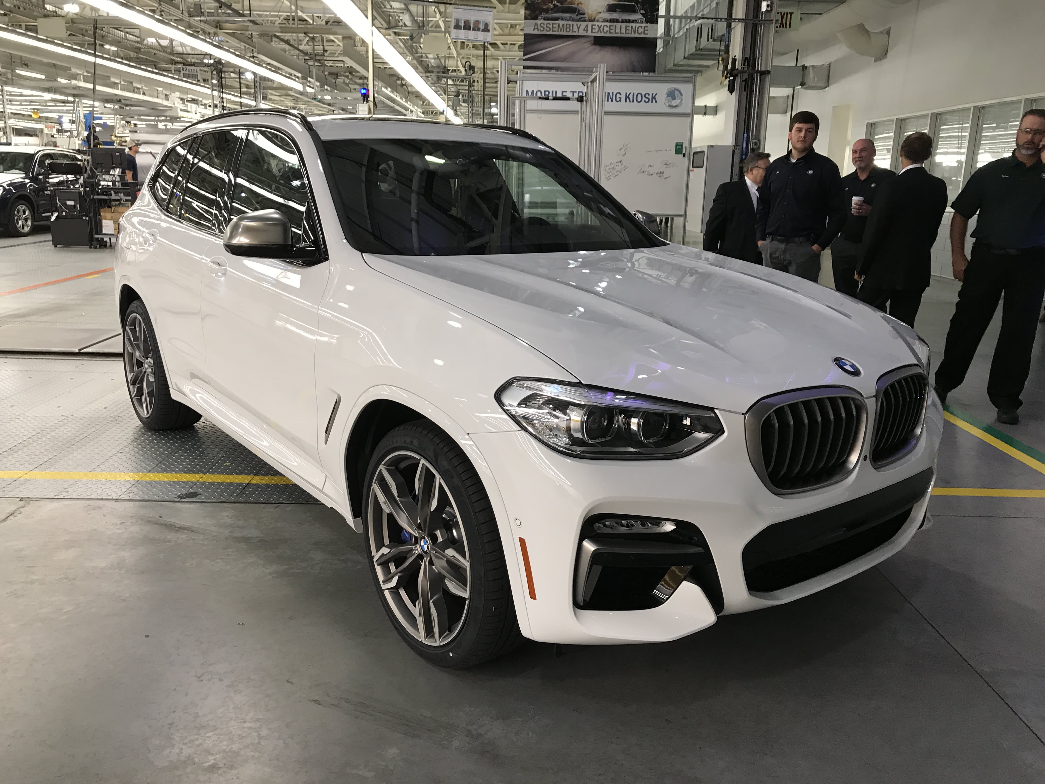 BMW adding 1,000 jobs at South Carolina plant