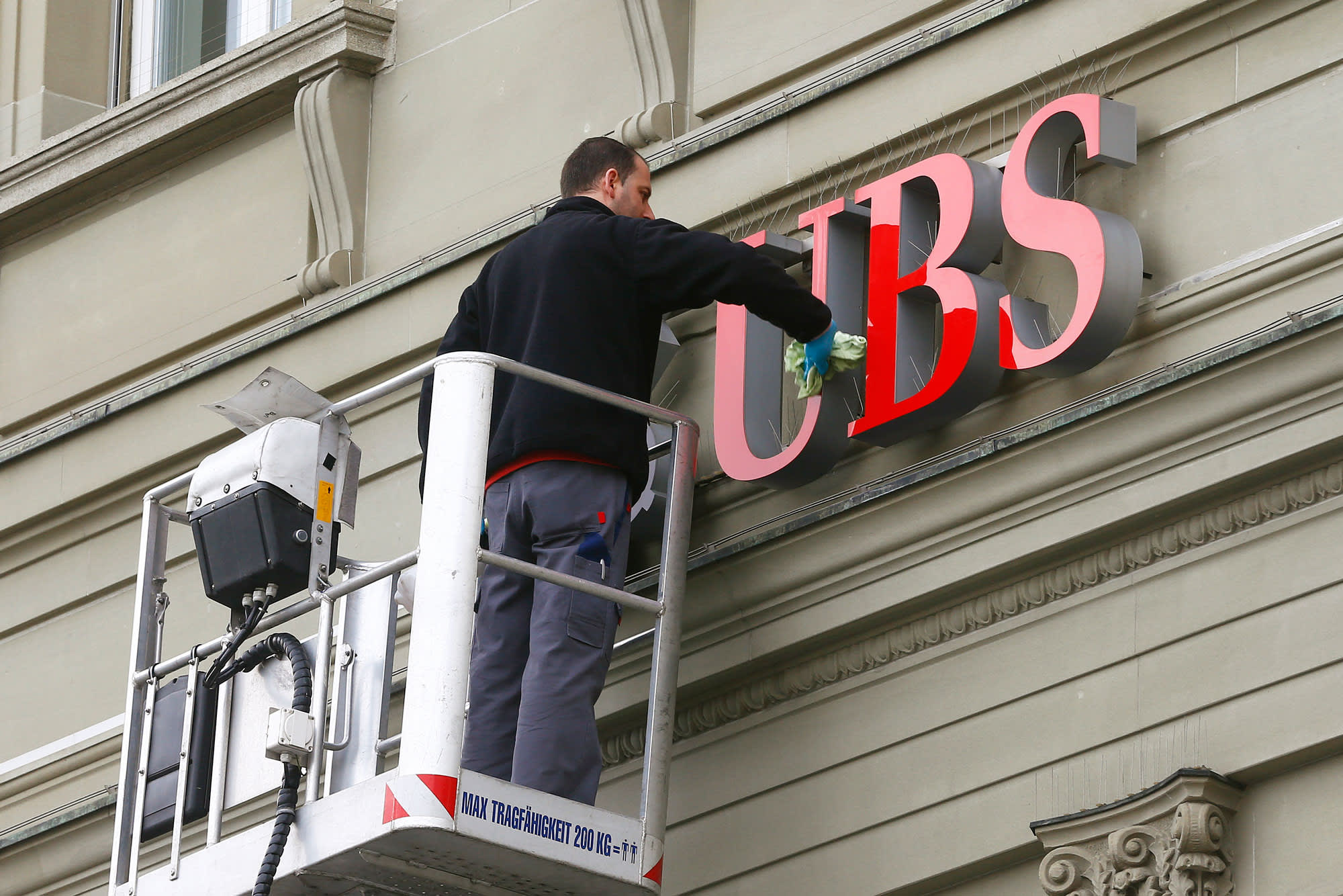 US regulators to fine UBS, Deutsche Bank, HSBC for 'spoofing' and