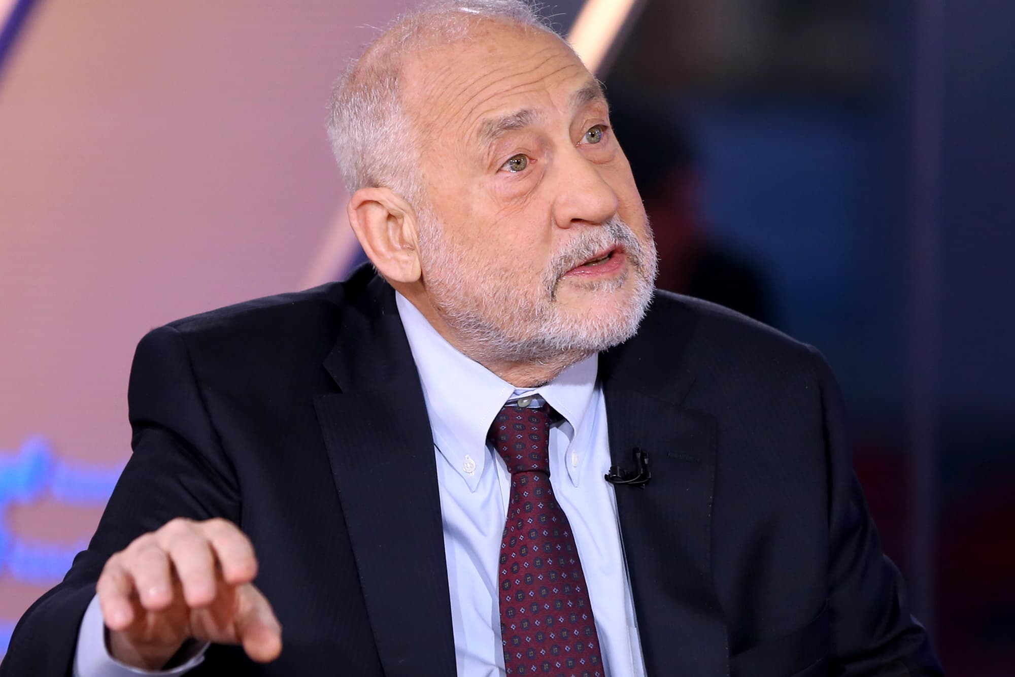 Joseph Stiglitz's Instagram, Twitter & Facebook on IDCrawl