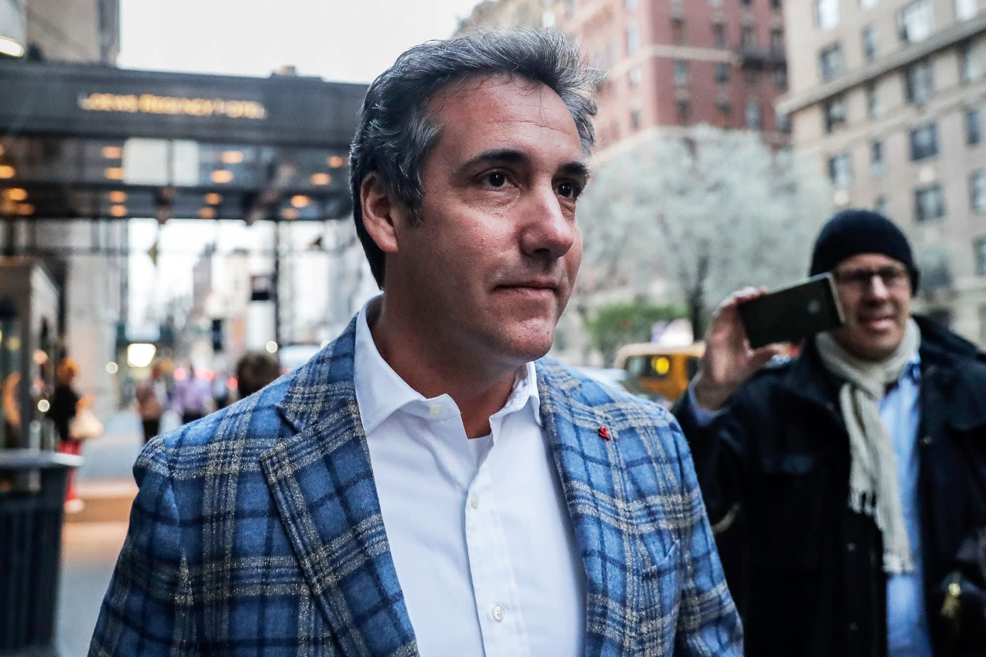Trump lawyer Michael Cohen expects to be arrested any day now