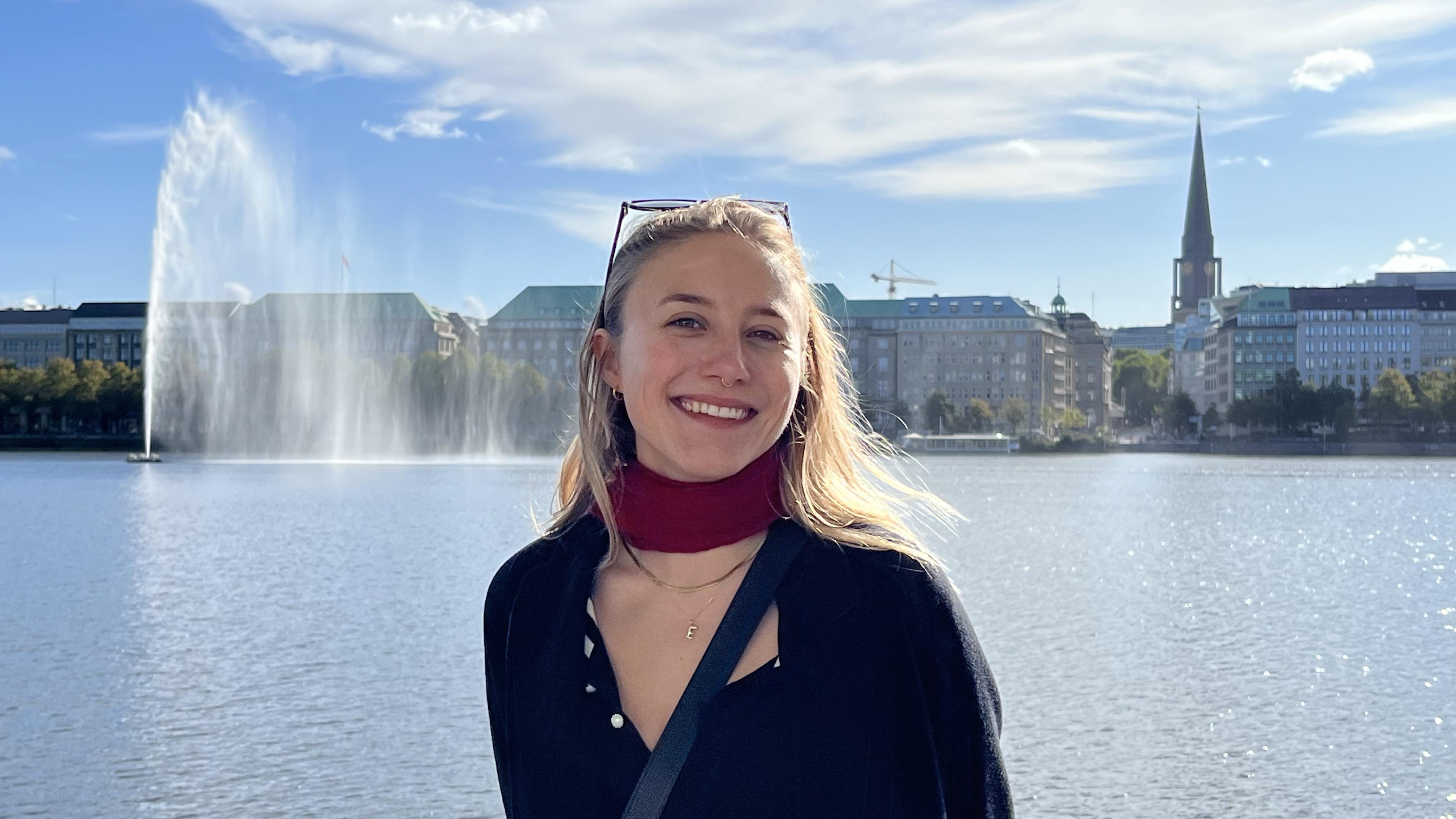 انتقل الأمريكي البالغ من العمر 27 عامًا إلى ألمانيا إلى كلية الطب: “أشعر بالسعادة هنا”