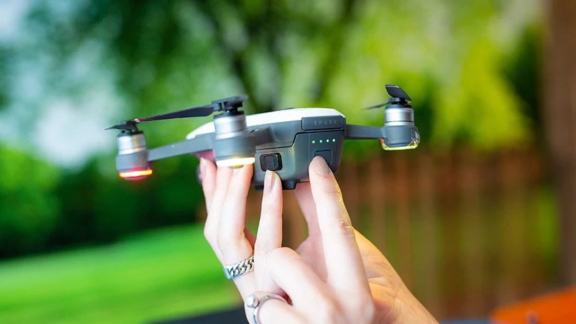 Wie verbinde ich meine DJI Drohne mit meinem Smartphone? Coolblue
