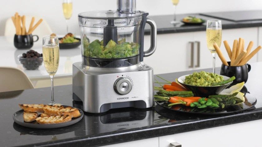 Wat Is Het Verschil Tussen Een Keukenmixer En Een Foodprocessor? - Coolblue - Alles Voor Een Glimlach