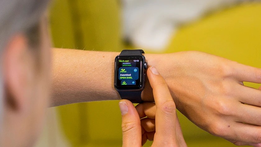 How Waterproof Is My Apple Watch? - Coolblue - Anything For A Smile