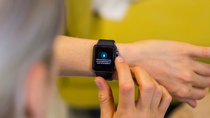 How Waterproof Is My Apple Watch? - Coolblue - Anything For A Smile