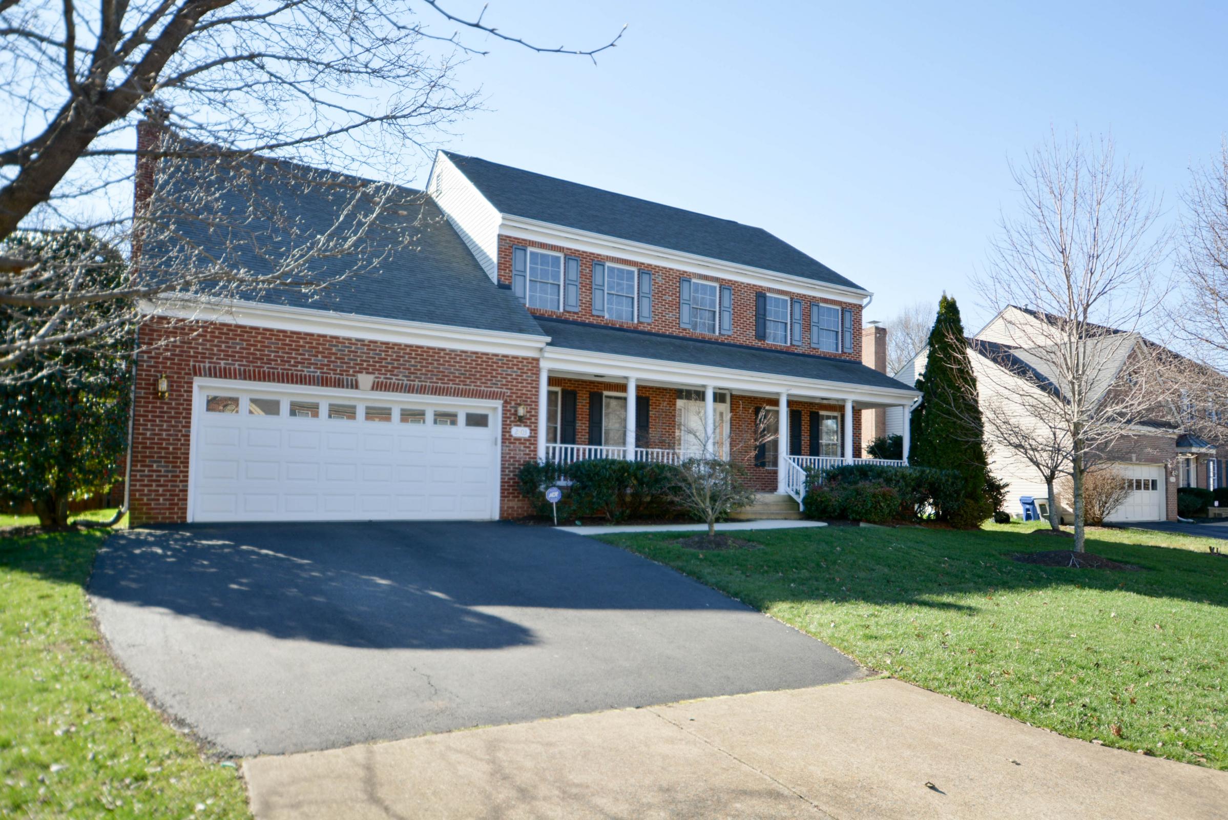 2803 Holland Court Alexandria, VA 22306