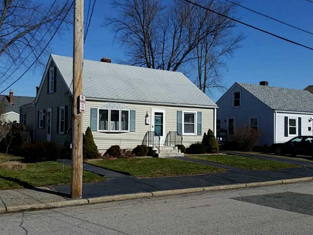 384 VINE ST Pawtucket, RI 02861