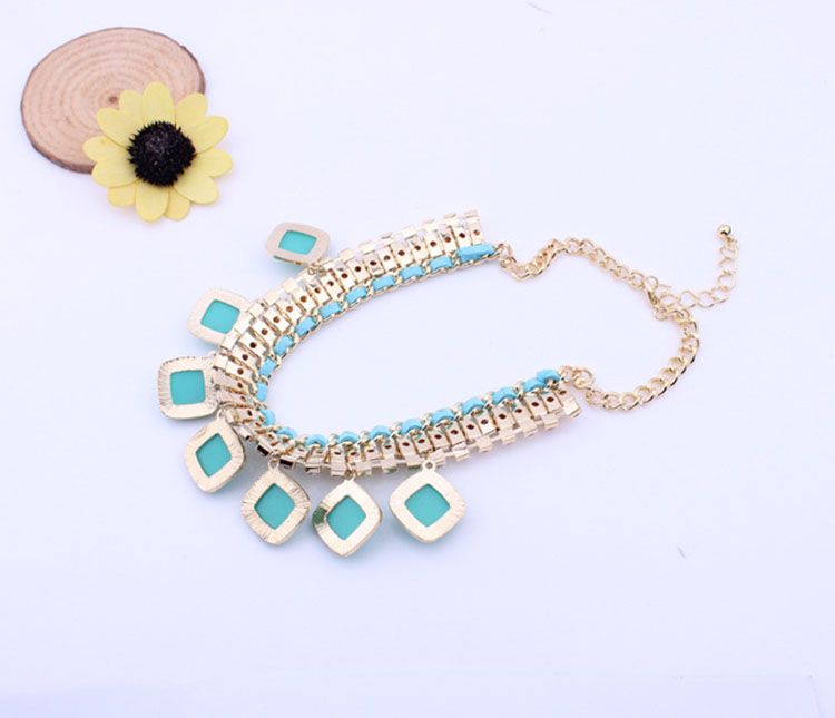 2019 Fashion Bib Collar Choker Statement Necklace Fluorescent Colors