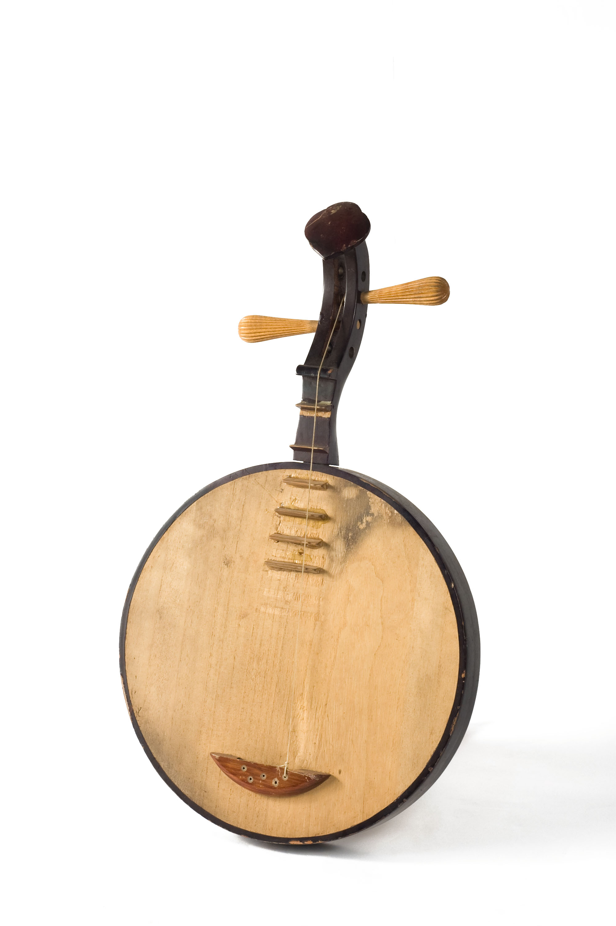 月琴- 维基百科，自由的百科全书 主要名稱:月琴-數位典藏與學習聯合目錄(6717906)