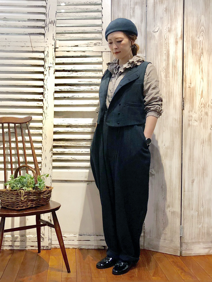 Duster coat in Belarus black linen STYLES｜nest Robe International