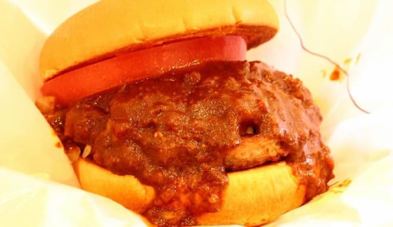 I ate "Moss Curry Burger" from "Mom's Curry"What does Moss think of