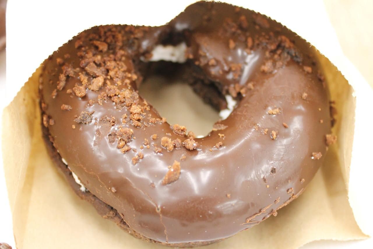 Eat and compare 4 kinds of Mister DonutsThe nostalgic taste has