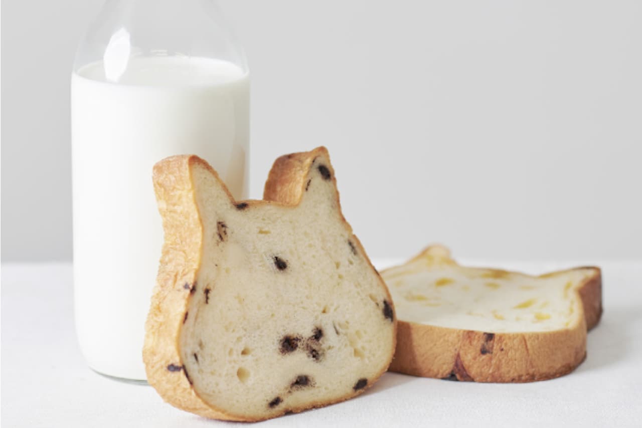 Catshaped bread "Nekoneko Bread" opens for the first time in Tokyo