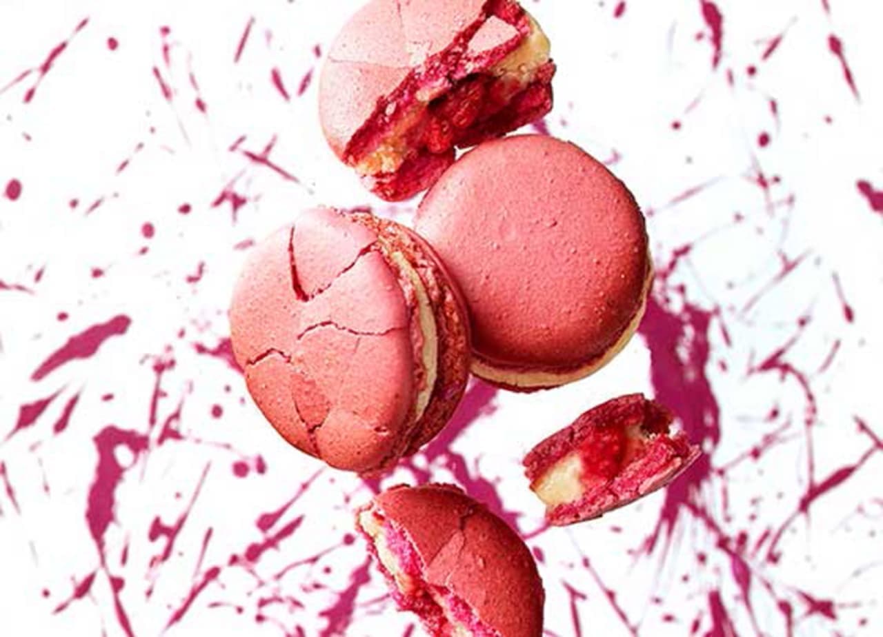 Pierre Hermé "Ispahan" etc. April Macaron Flavor Lychee Rose Franboise