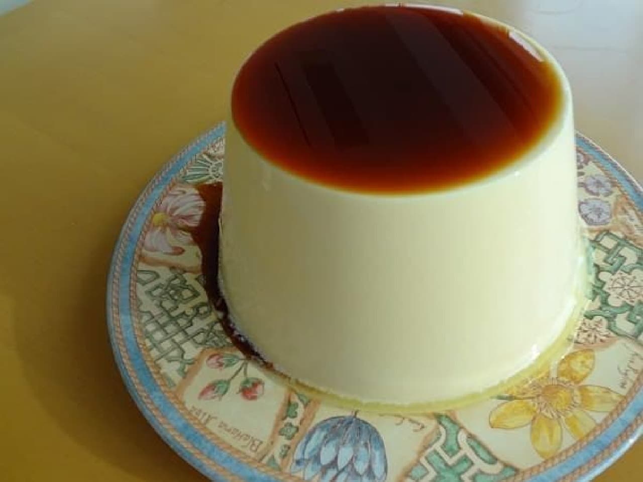 Cooking kit "King Pudding" that can make bucket pudding I made a huge