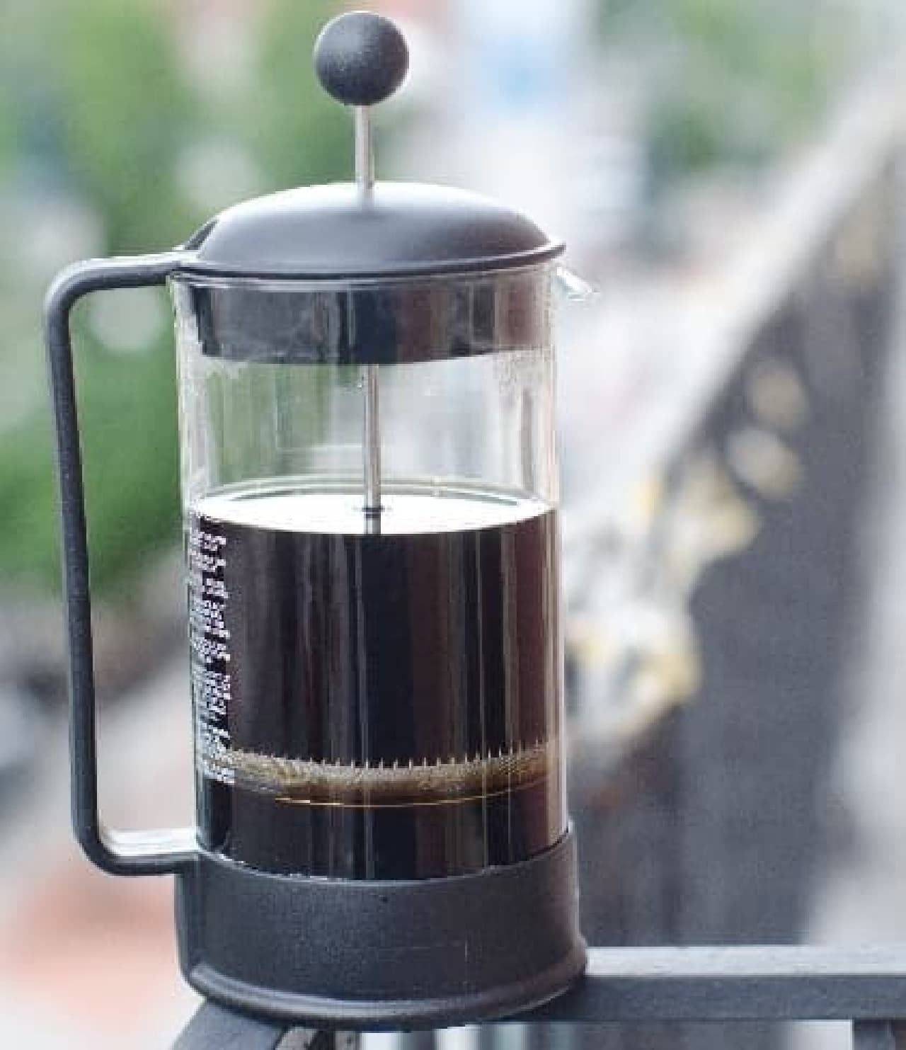 French Press Coffee in the OfficeAOZORA's "Coffee Press" Maybe You Can